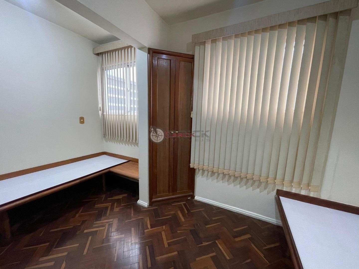 Apartamento para alugar com 2 quartos, 64m² - Foto 14