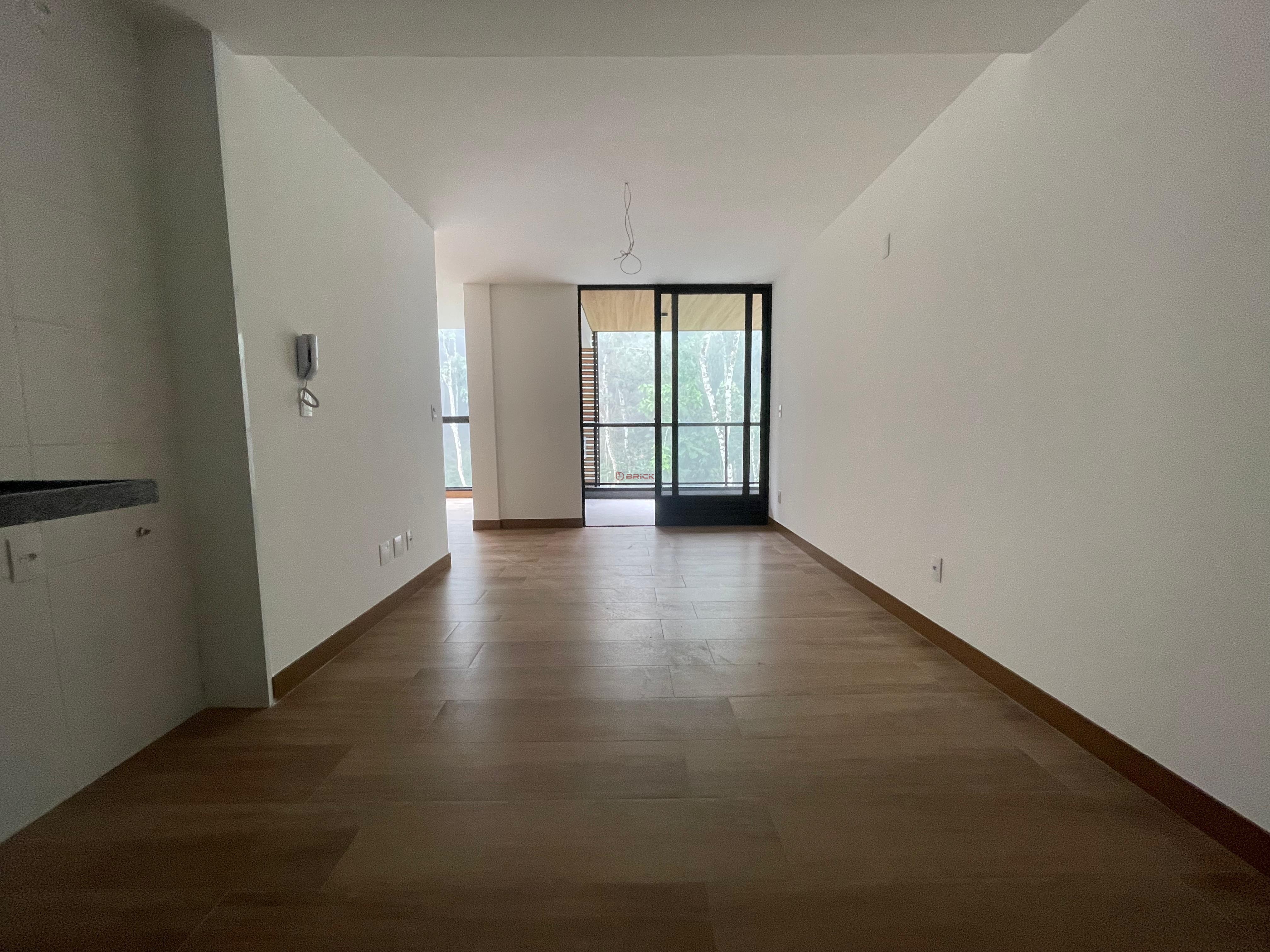 Apartamento para alugar com 2 quartos, 64m² - Foto 2