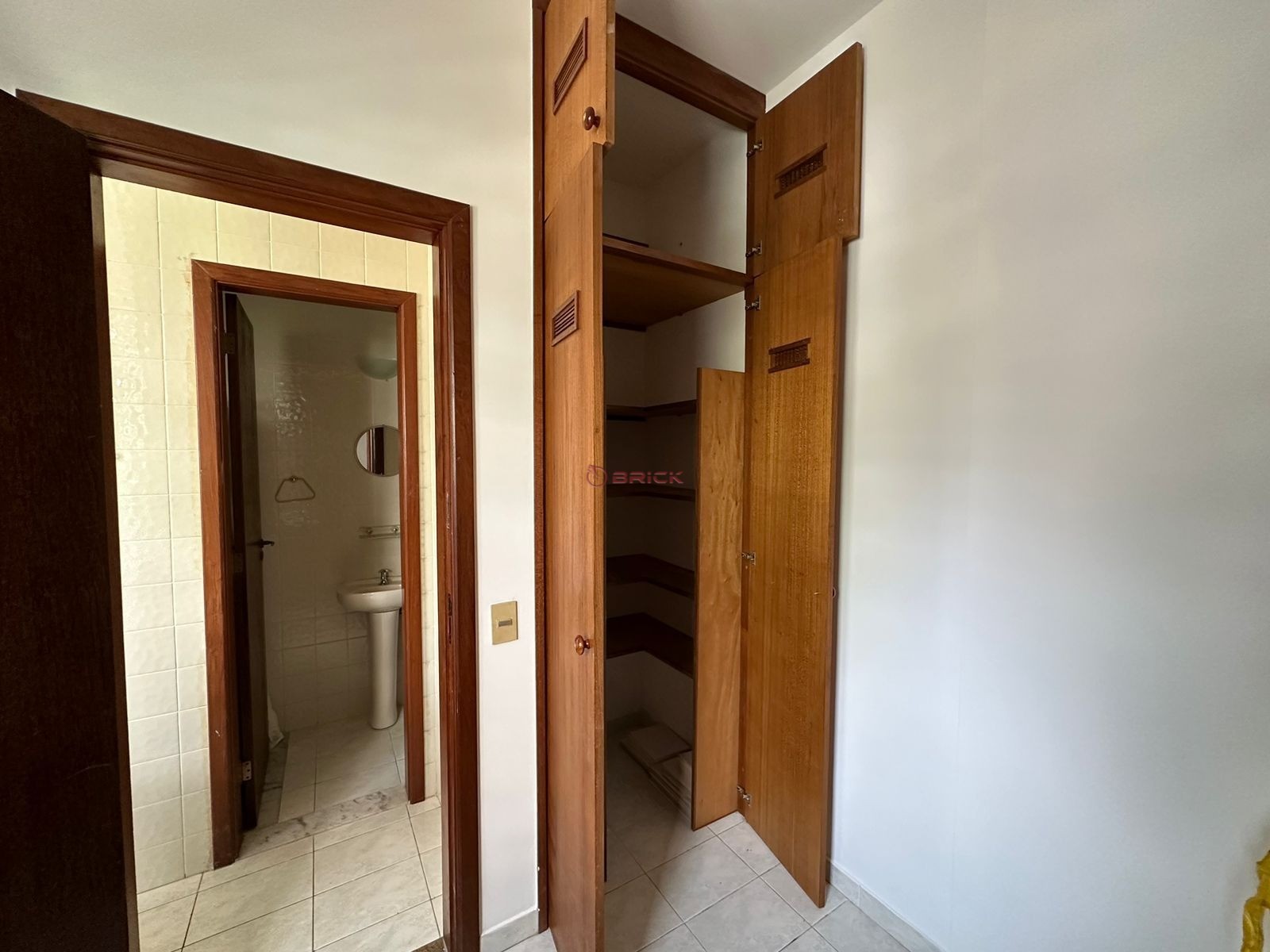 Apartamento para alugar com 2 quartos, 111m² - Foto 17