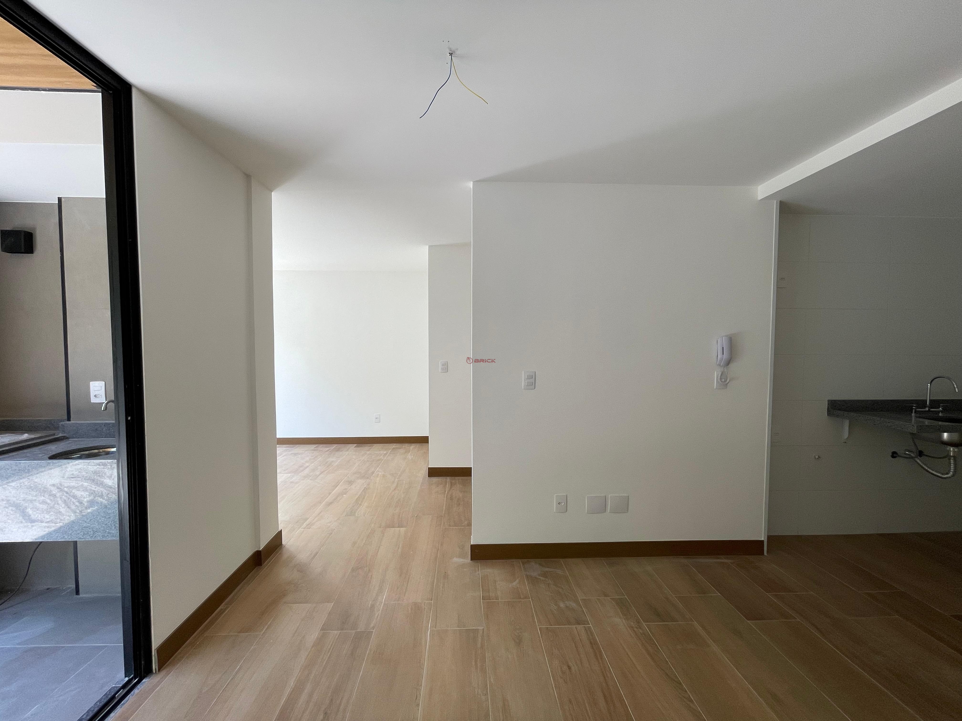 Apartamento para alugar com 2 quartos, 64m² - Foto 5