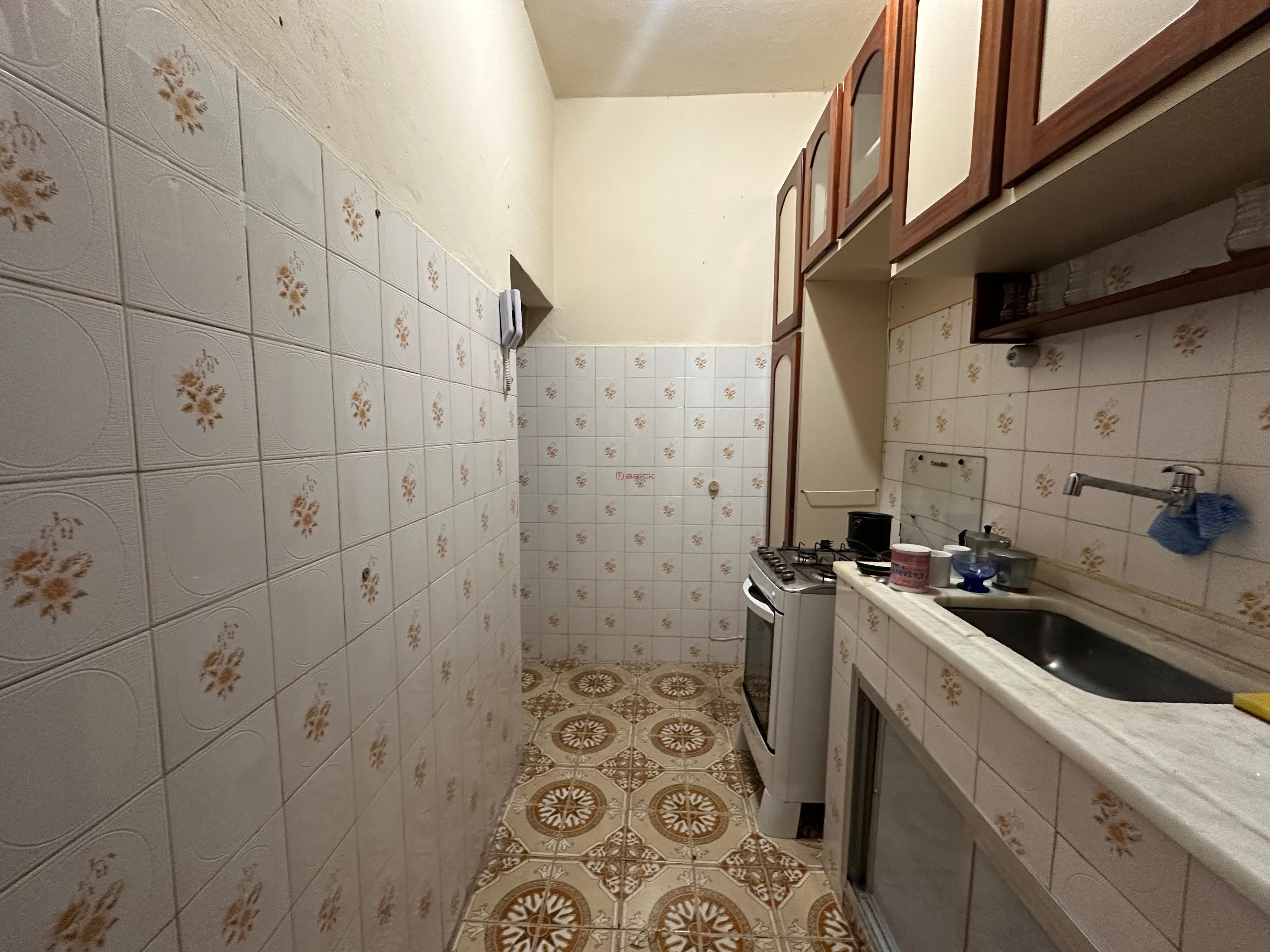 Apartamento à venda com 1 quarto, 38m² - Foto 2