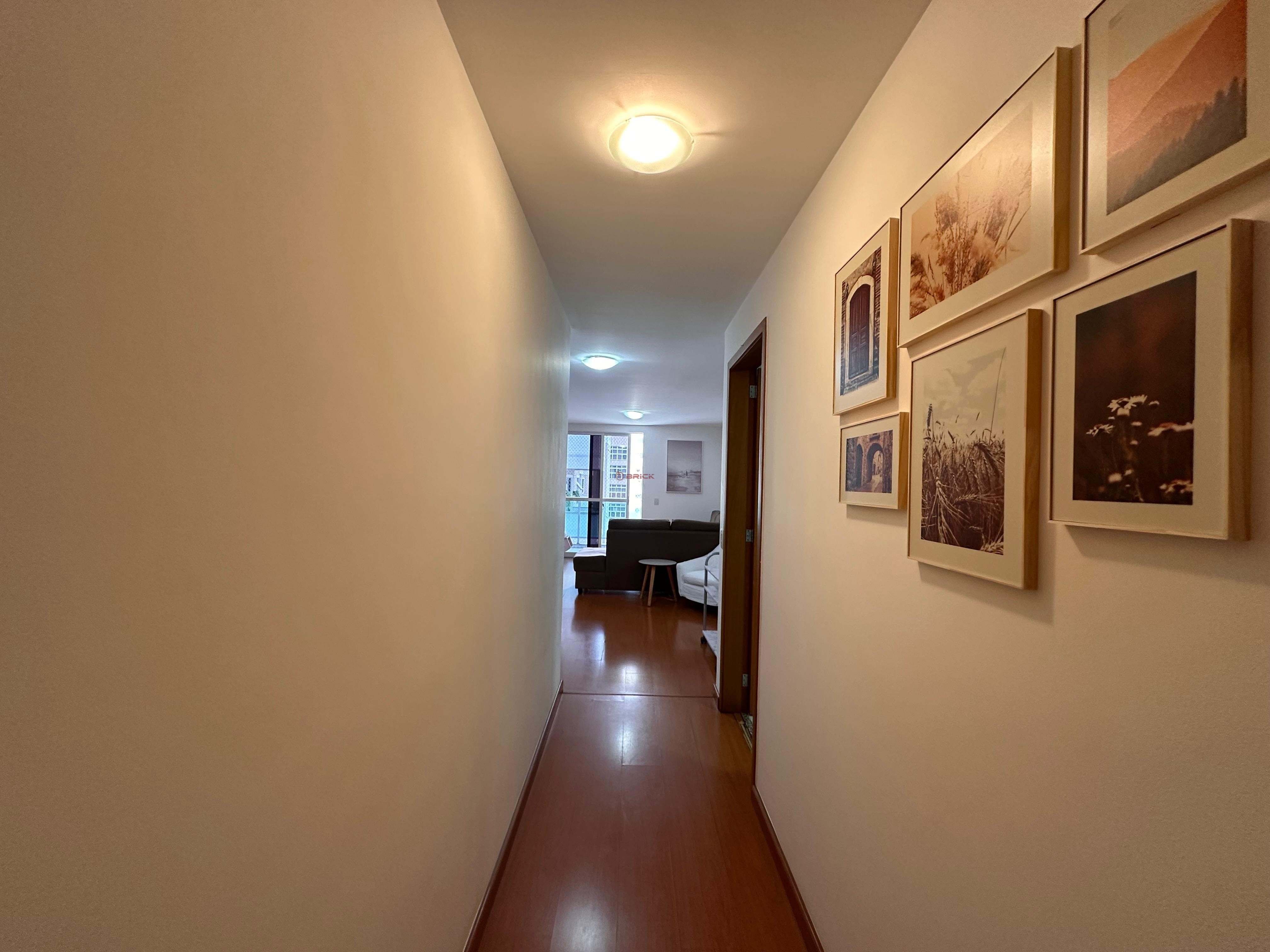 Apartamento à venda com 2 quartos, 81m² - Foto 4