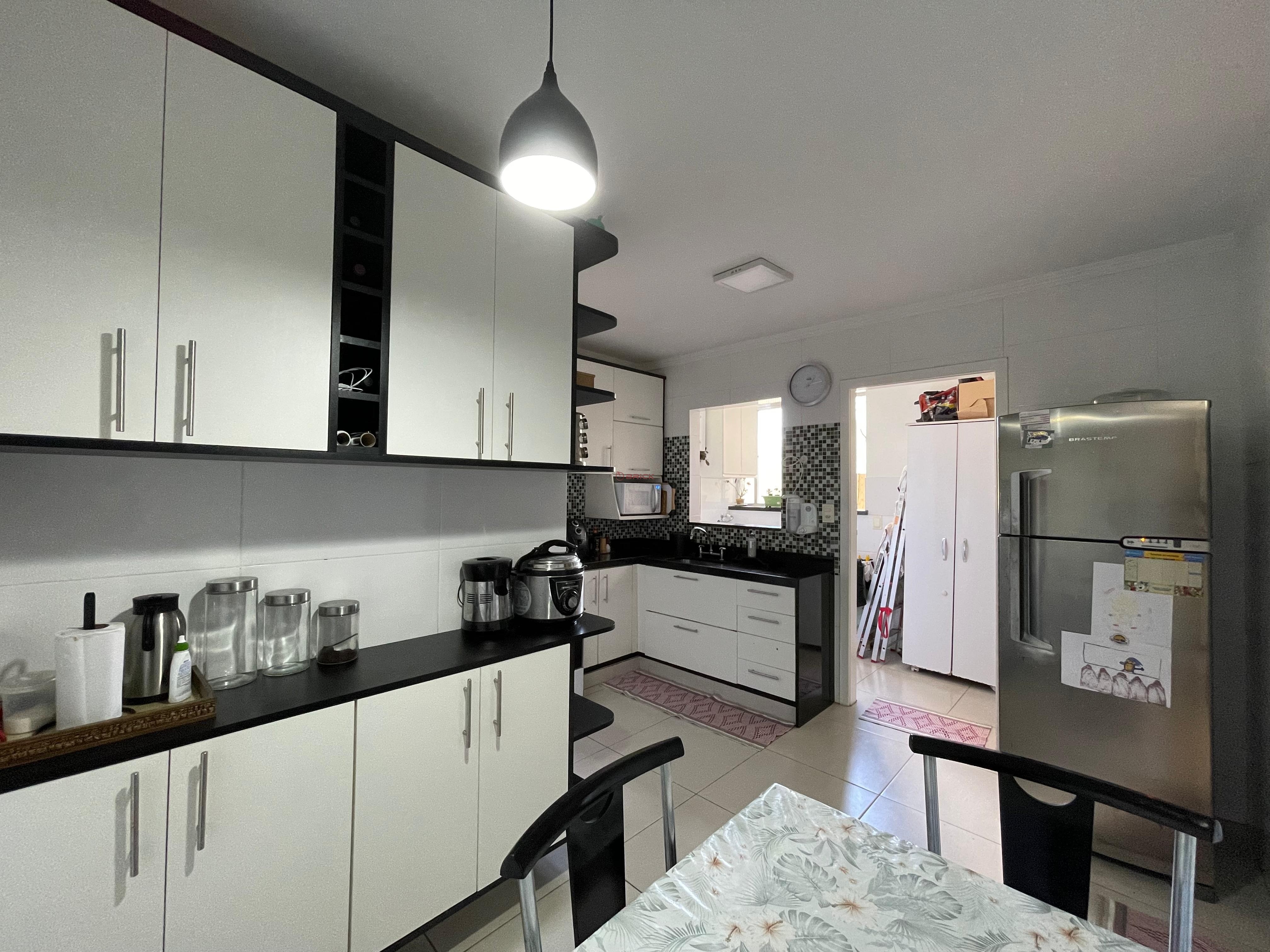 Apartamento à venda com 2 quartos, 83m² - Foto 13