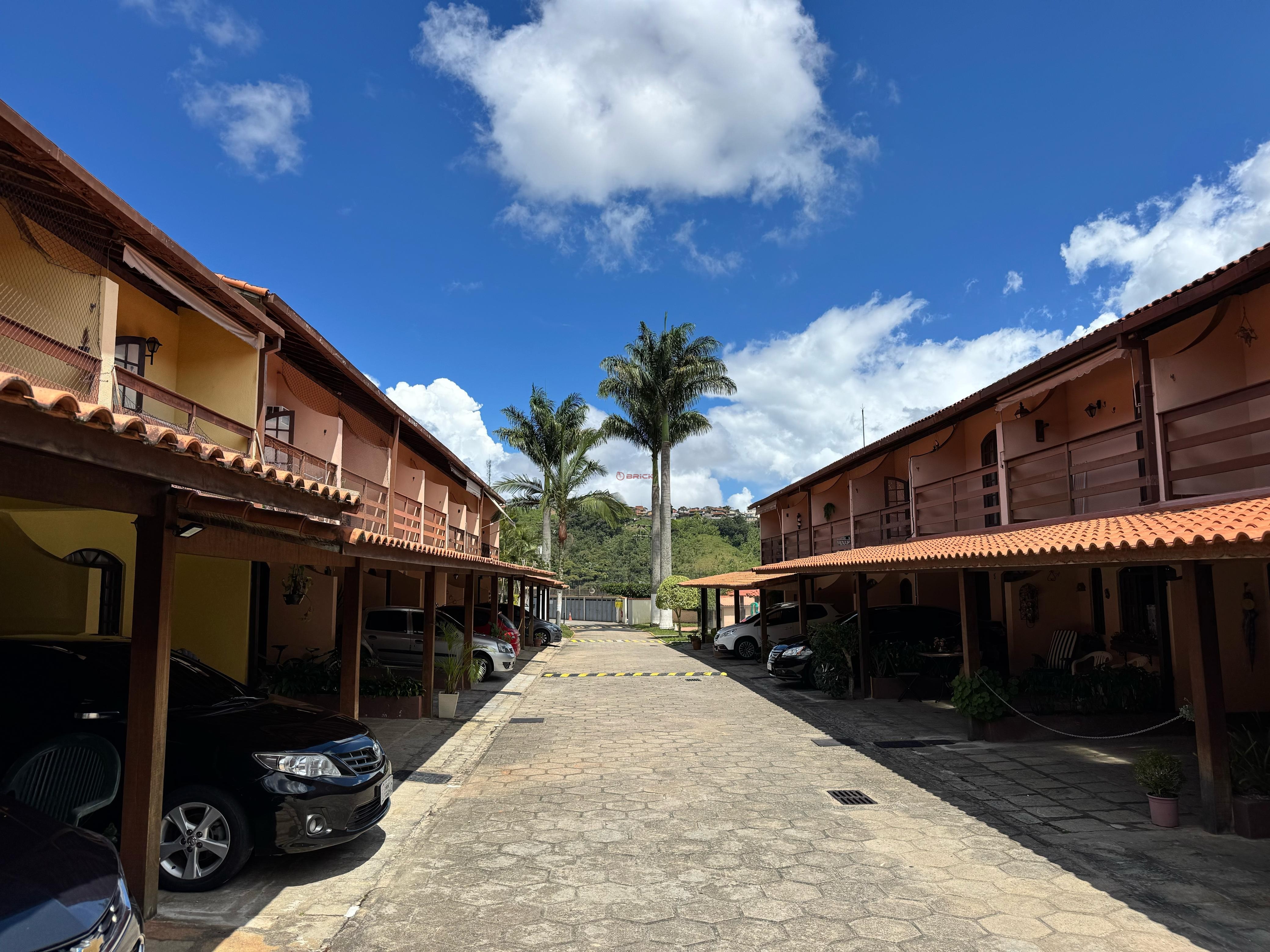 Casa à venda em Parque São Luiz, Teresópolis - RJ - Foto 1