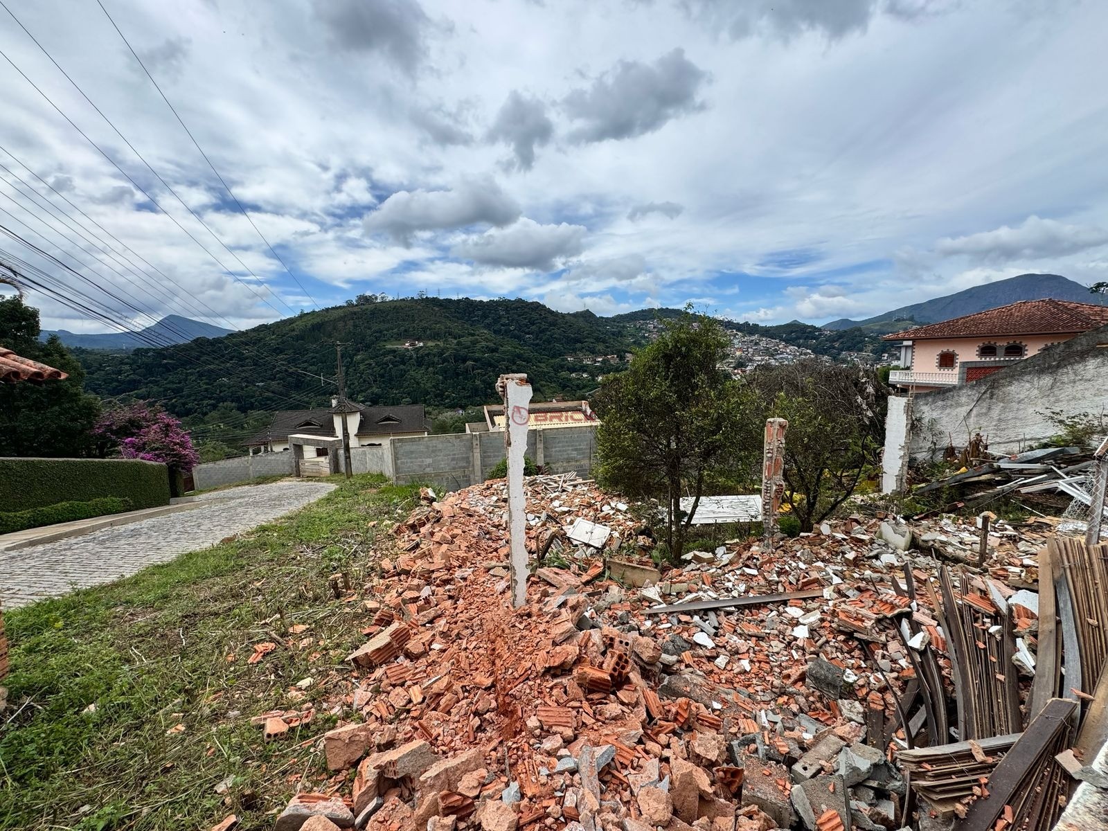 Terreno Residencial à venda em Golfe, Teresópolis - RJ - Foto 4