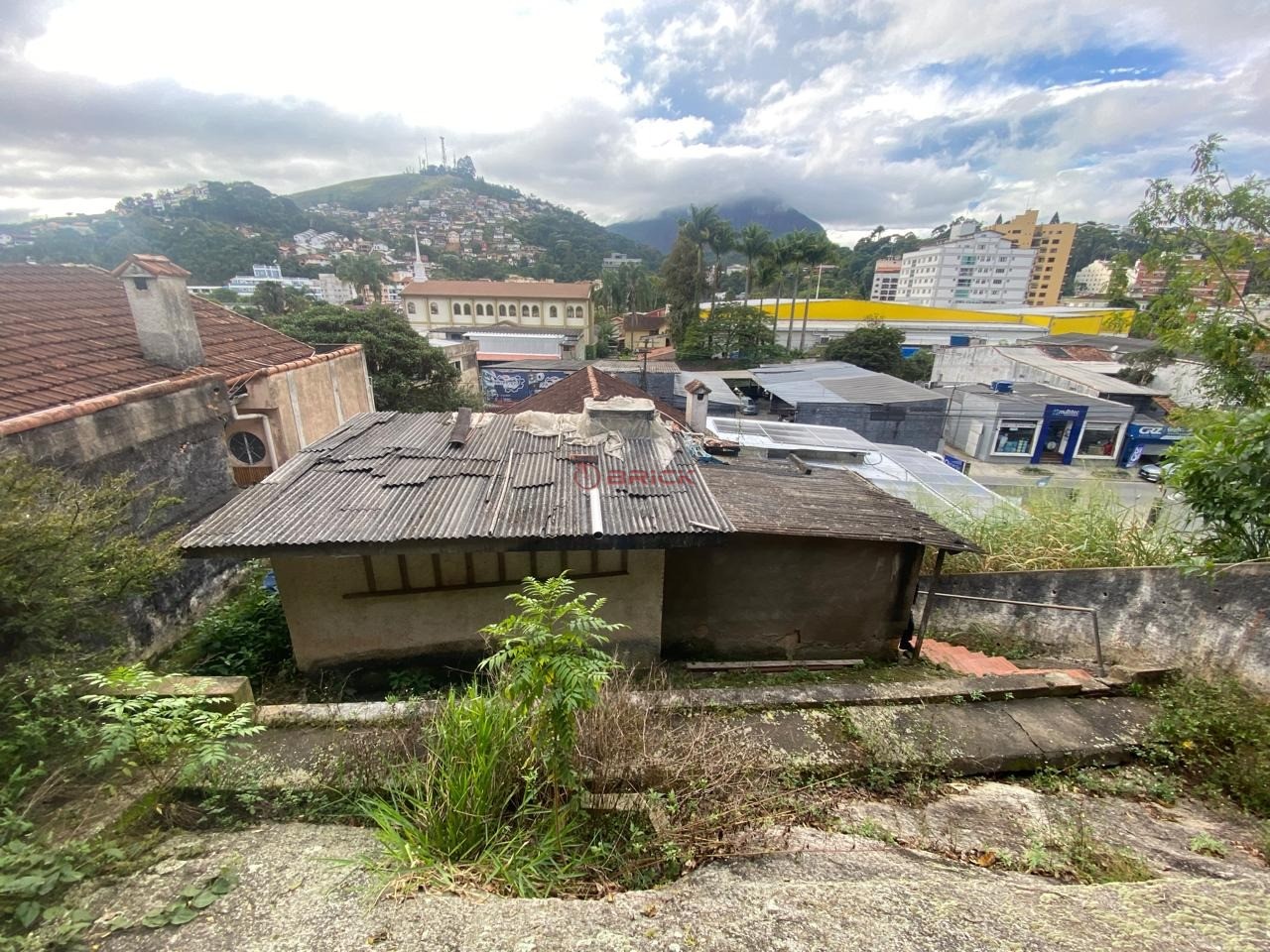 Casa para Alugar  à venda em Várzea, Teresópolis - RJ - Foto 11