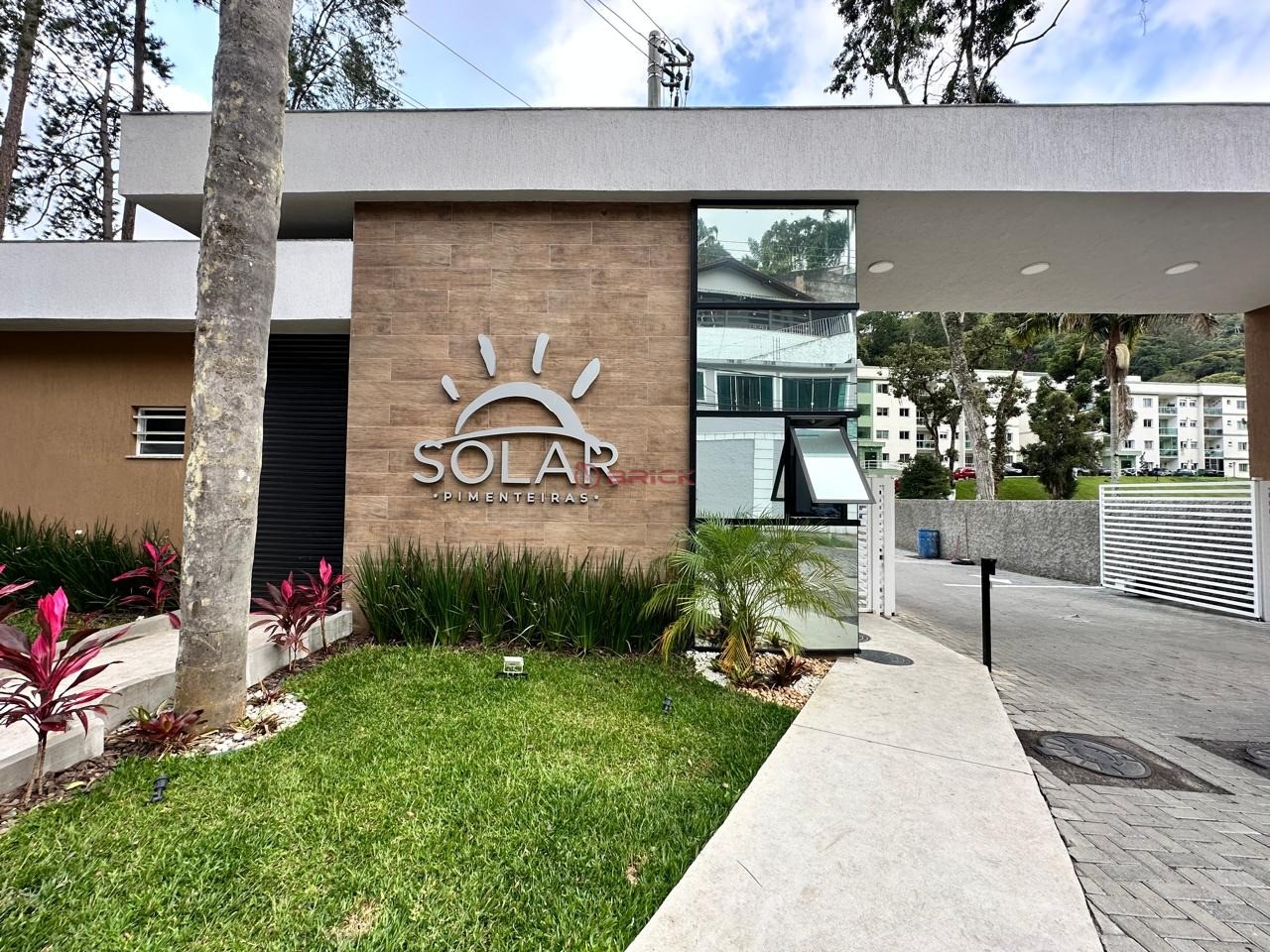 Apartamento à venda em Pimenteiras, Teresópolis - RJ - Foto 1