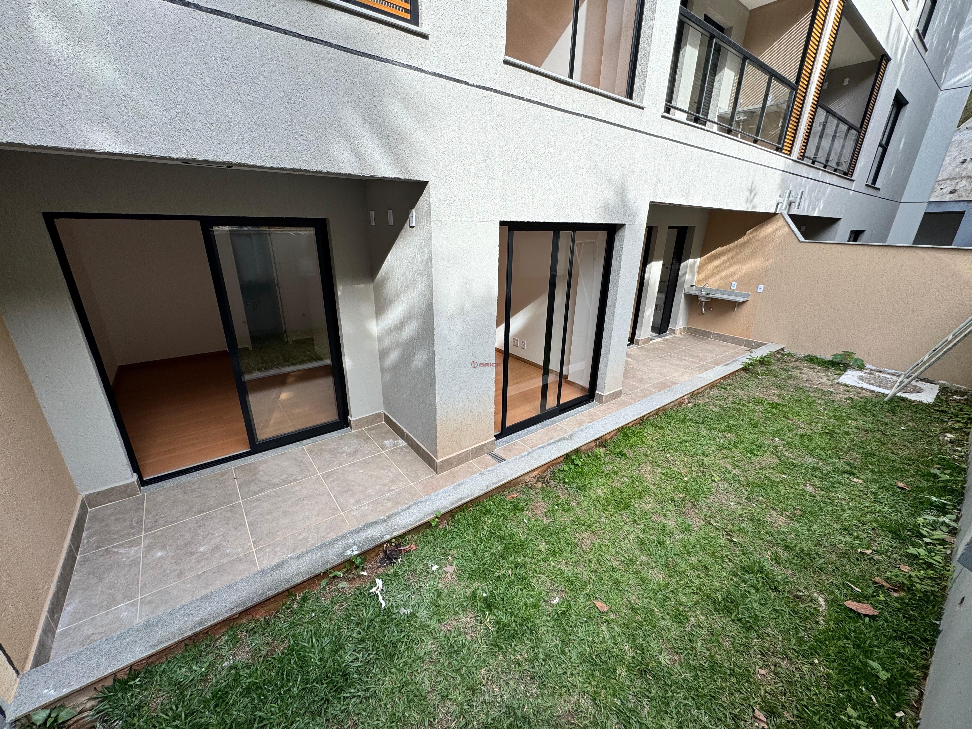 Apartamento para Alugar  à venda em Várzea, Teresópolis - RJ - Foto 4