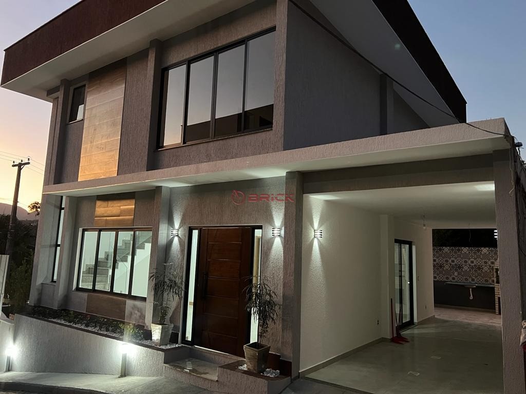 Casa à venda em Várzea, Teresópolis - RJ - Foto 1