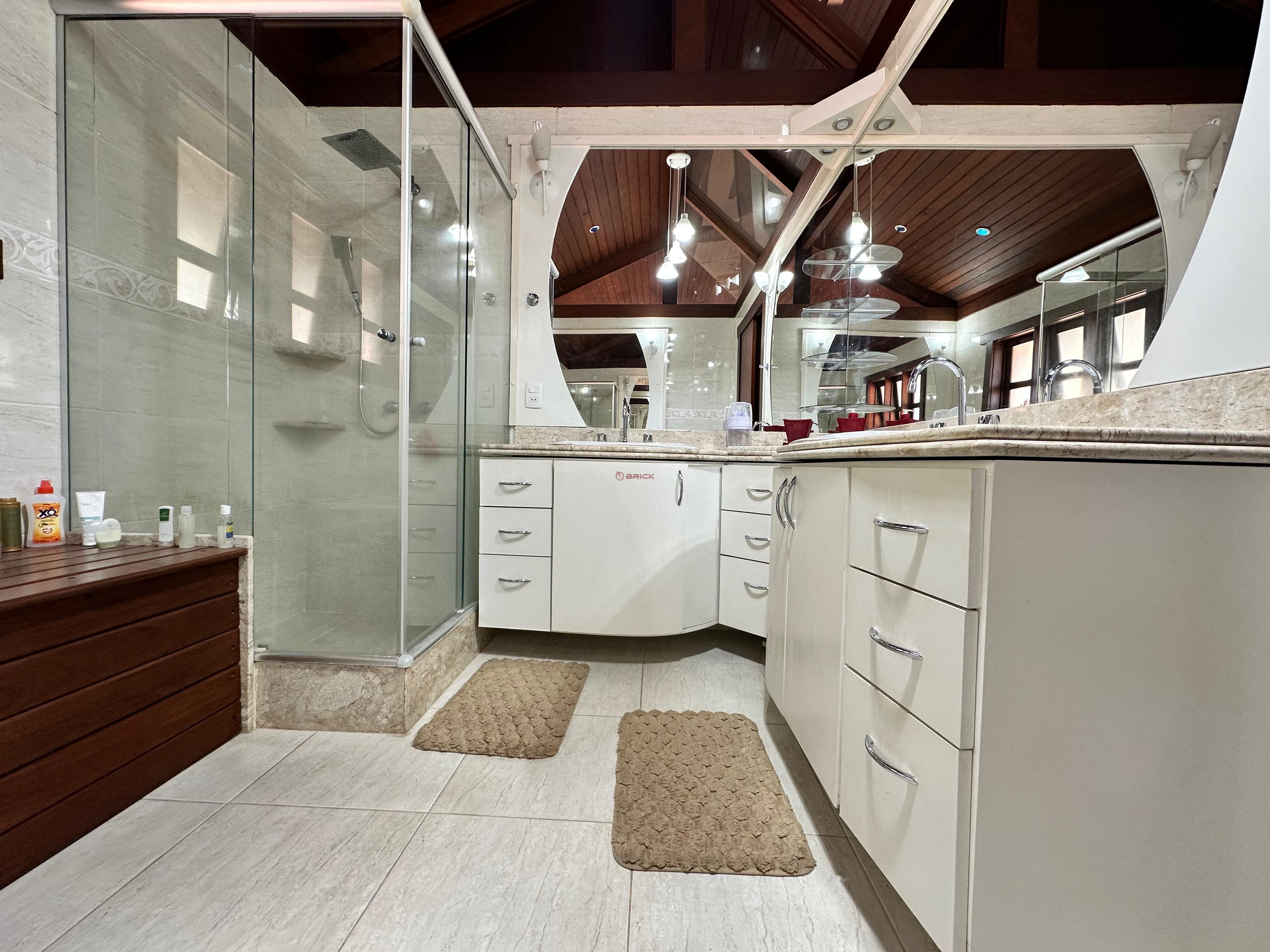 Casa para Alugar  à venda em Parque São Luiz, Teresópolis - RJ - Foto 44