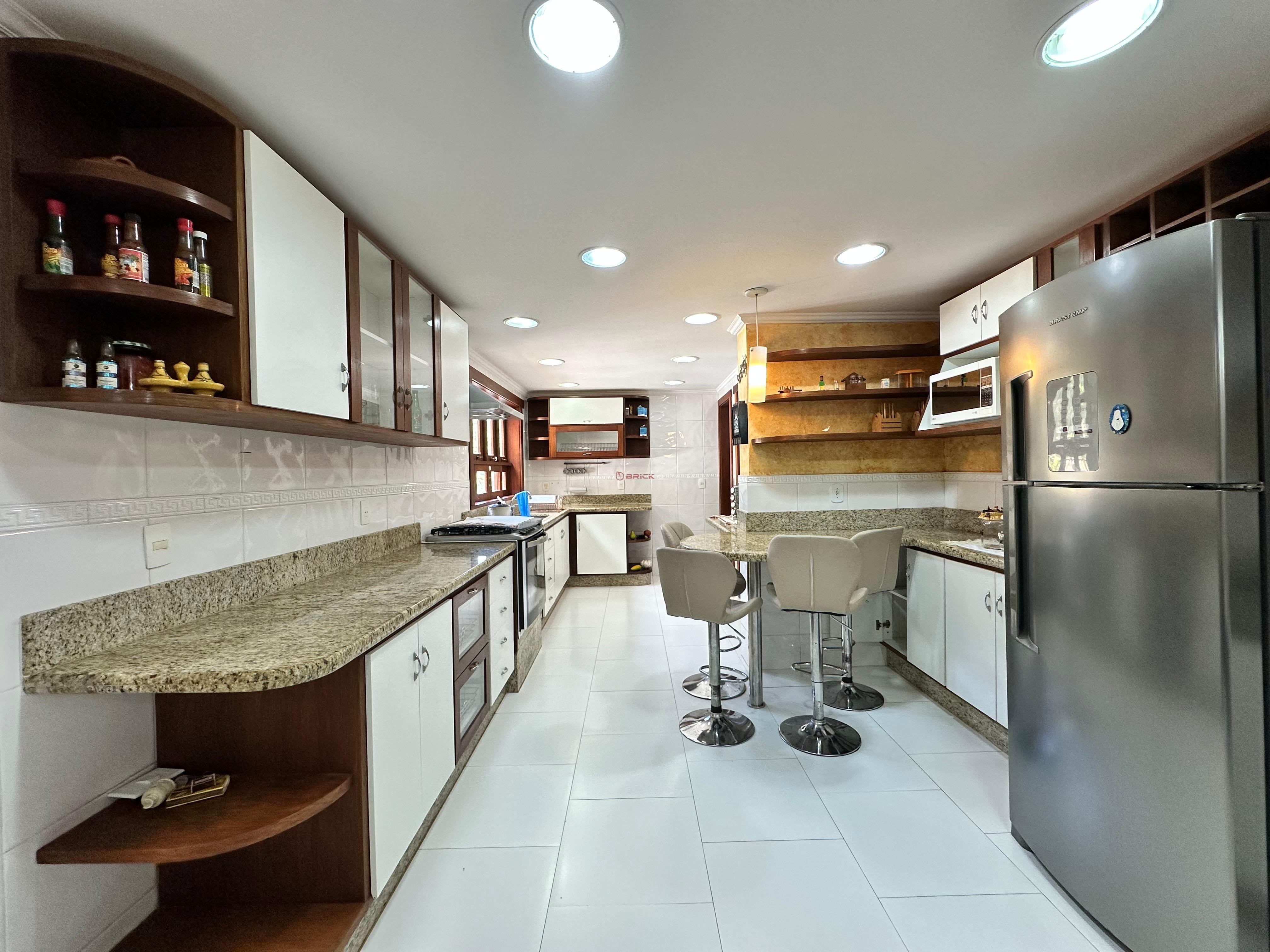 Casa para Alugar  à venda em Parque São Luiz, Teresópolis - RJ - Foto 16