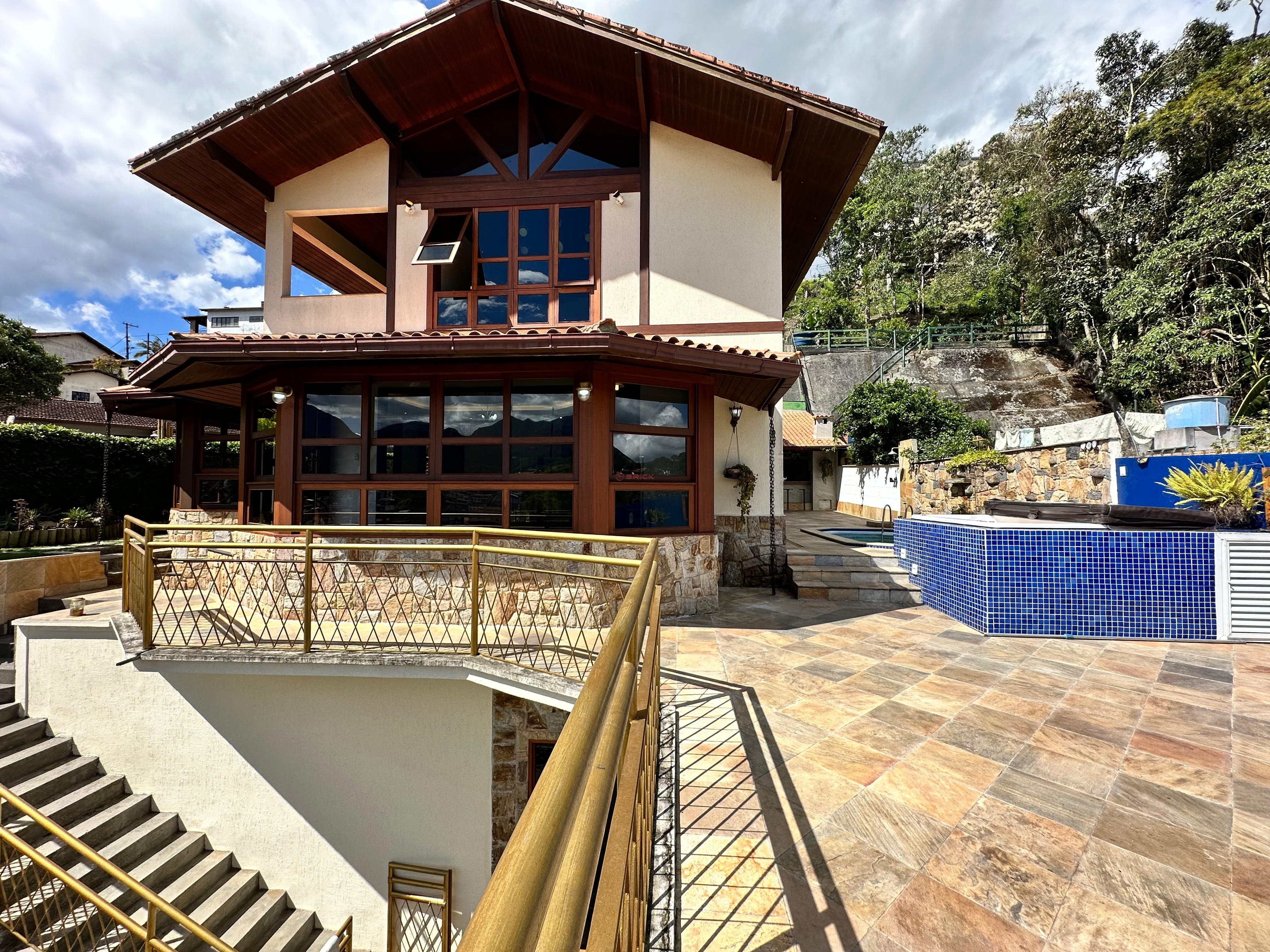 Casa para Alugar  à venda em Parque São Luiz, Teresópolis - RJ - Foto 1