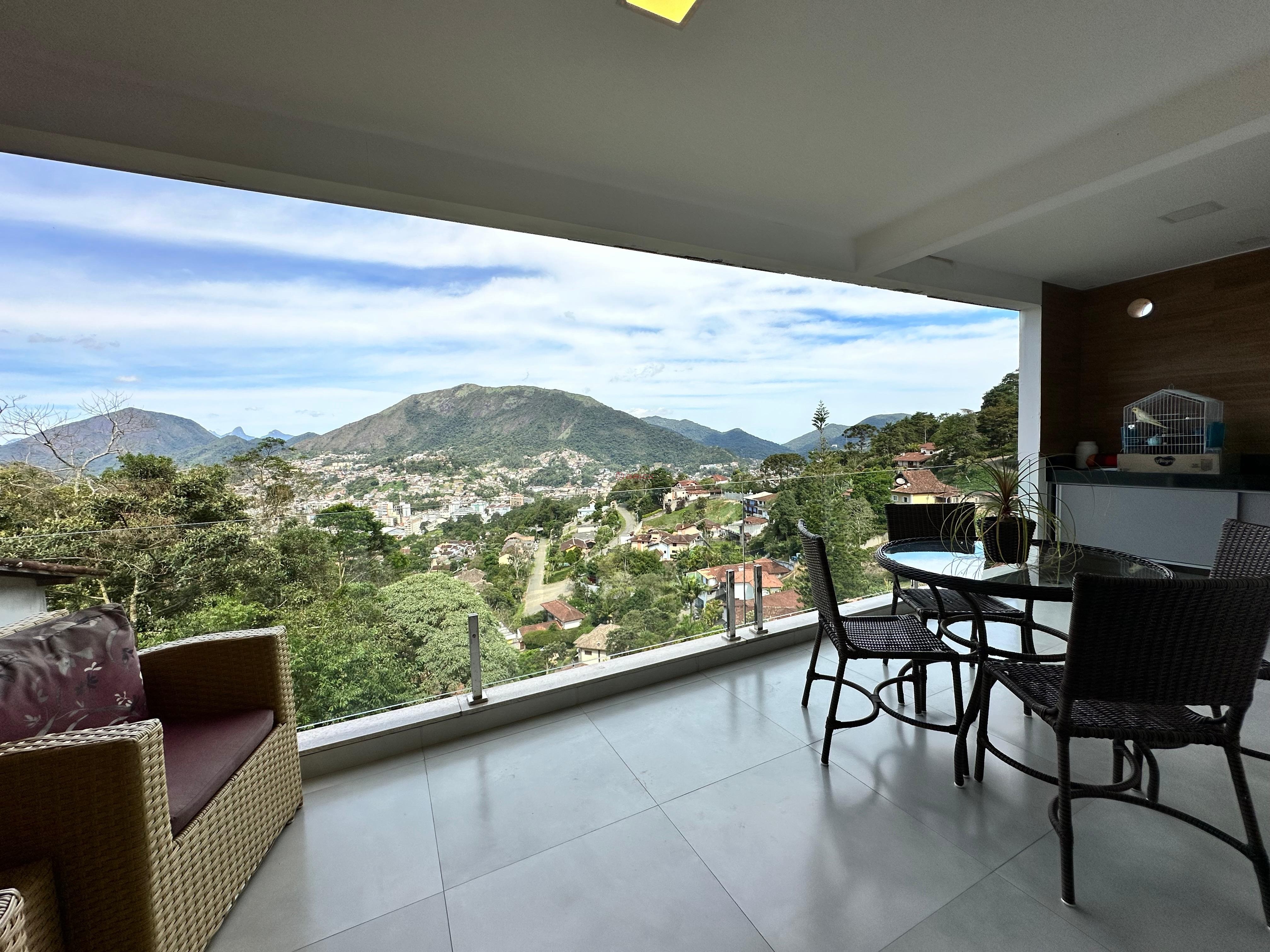 Casa à venda em Parque do Ingá, Teresópolis - RJ - Foto 1