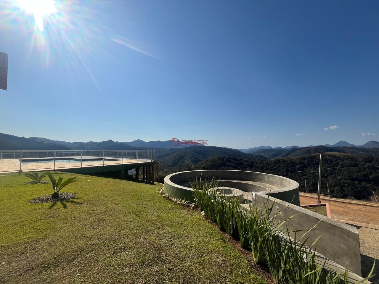 Terreno Residencial à venda em Pessegueiros, Teresópolis - RJ - Foto 1