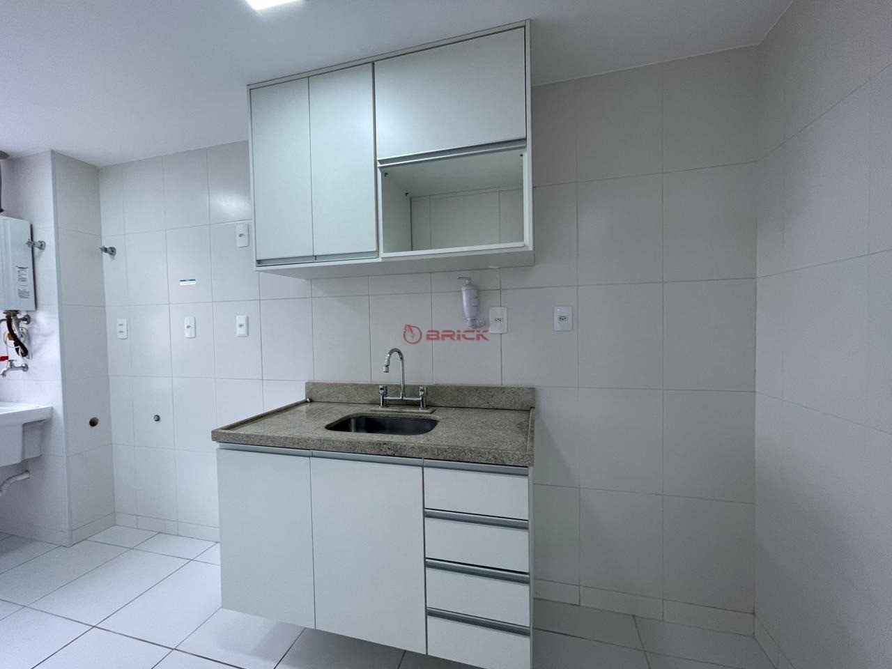 Apartamento para Alugar  à venda em Várzea, Teresópolis - RJ - Foto 4