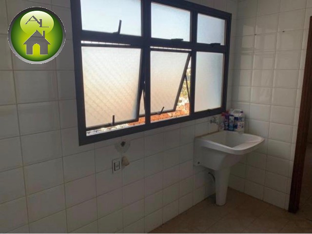 Apartamento à venda com 3 quartos, 170m² - Foto 12