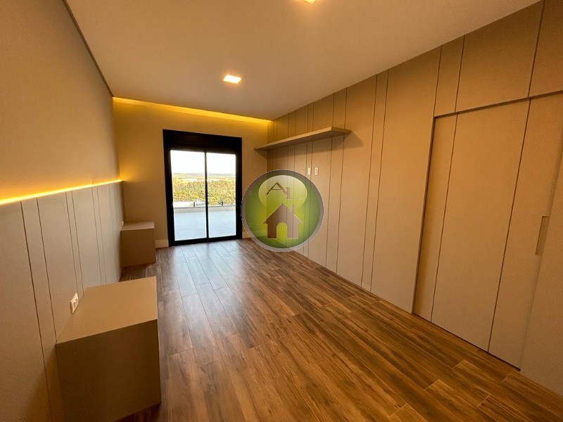 Casa de Condomínio à venda com 4 quartos, 370m² - Foto 17