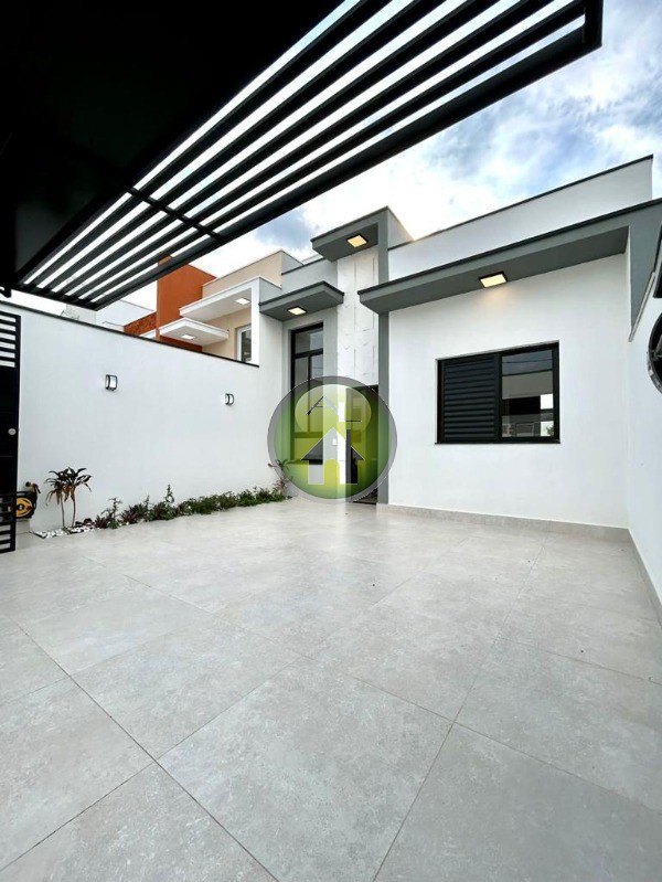 Casa à venda com 2 quartos, 57m² - Foto 7