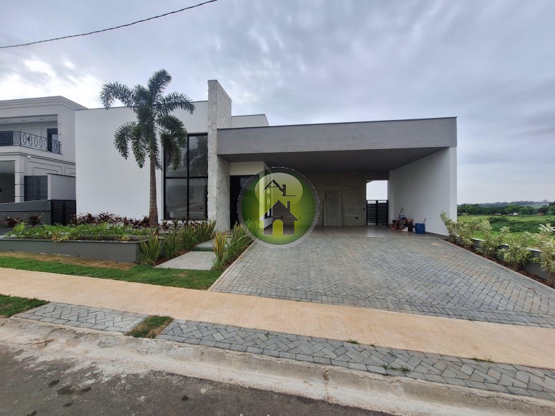 Casa de Condomínio à venda com 4 quartos, 550m² - Foto 1