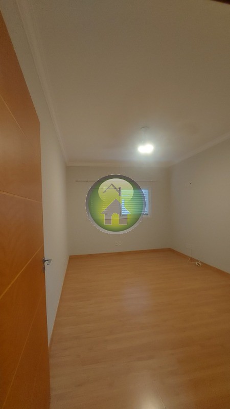 Casa de Condomínio para alugar com 3 quartos, 240m² - Foto 34