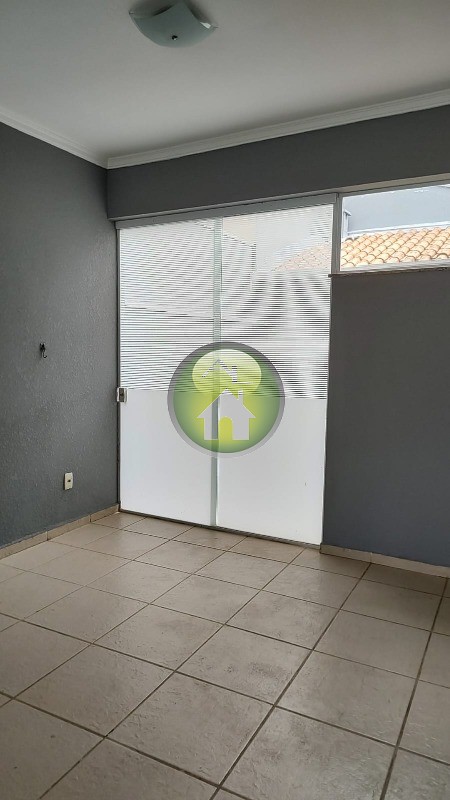 Casa de Condomínio à venda e aluguel com 3 quartos, 150m² - Foto 4
