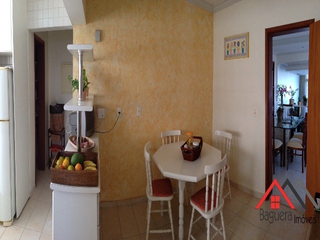 Apartamento à venda com 3 quartos, 173m² - Foto 3