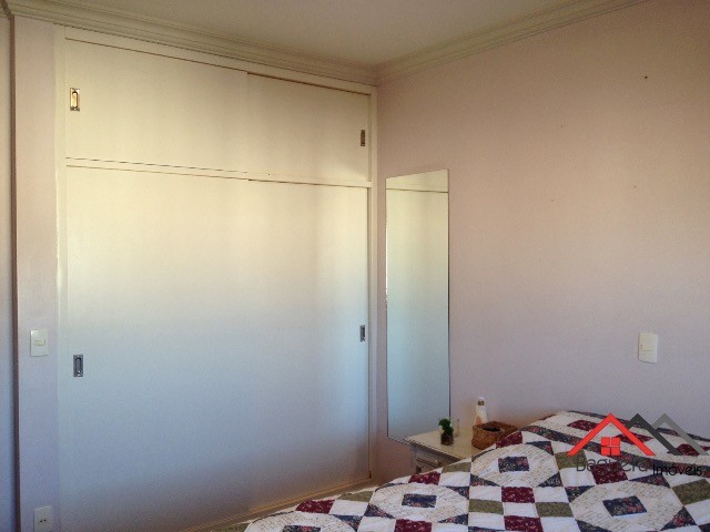 Apartamento à venda com 3 quartos, 173m² - Foto 9