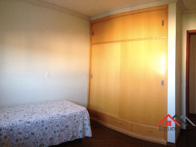 Apartamento à venda com 3 quartos, 173m² - Foto 10