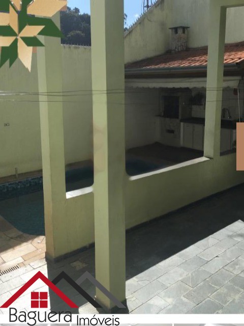 Casa à venda com 3 quartos, 250m² - Foto 2