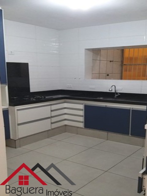 Apartamento à venda com 3 quartos, 72m² - Foto 1