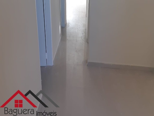 Casa à venda com 3 quartos, 210m² - Foto 27