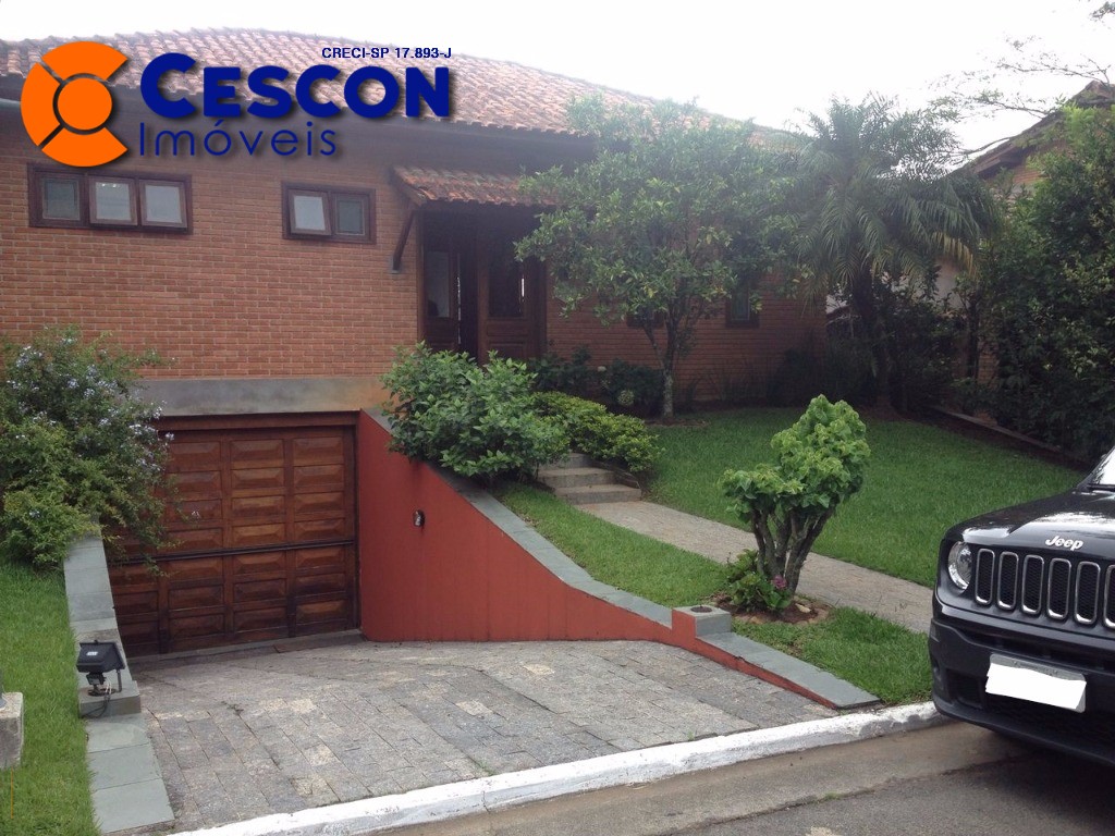 Casa de Condomínio à venda com 3 quartos, 390m² - Foto 2