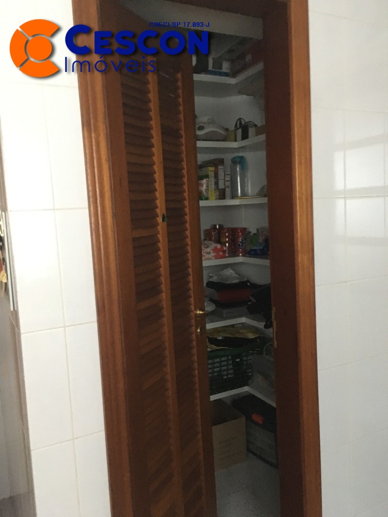 Casa de Condomínio à venda com 4 quartos, 320m² - Foto 15