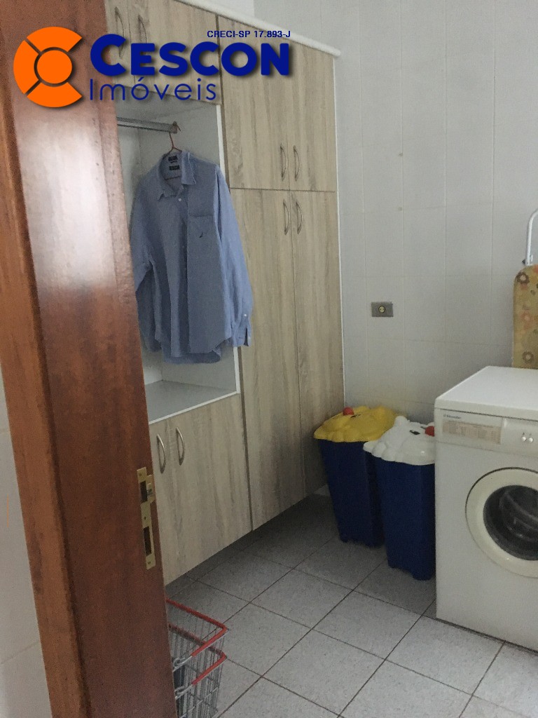 Casa de Condomínio à venda com 4 quartos, 320m² - Foto 17