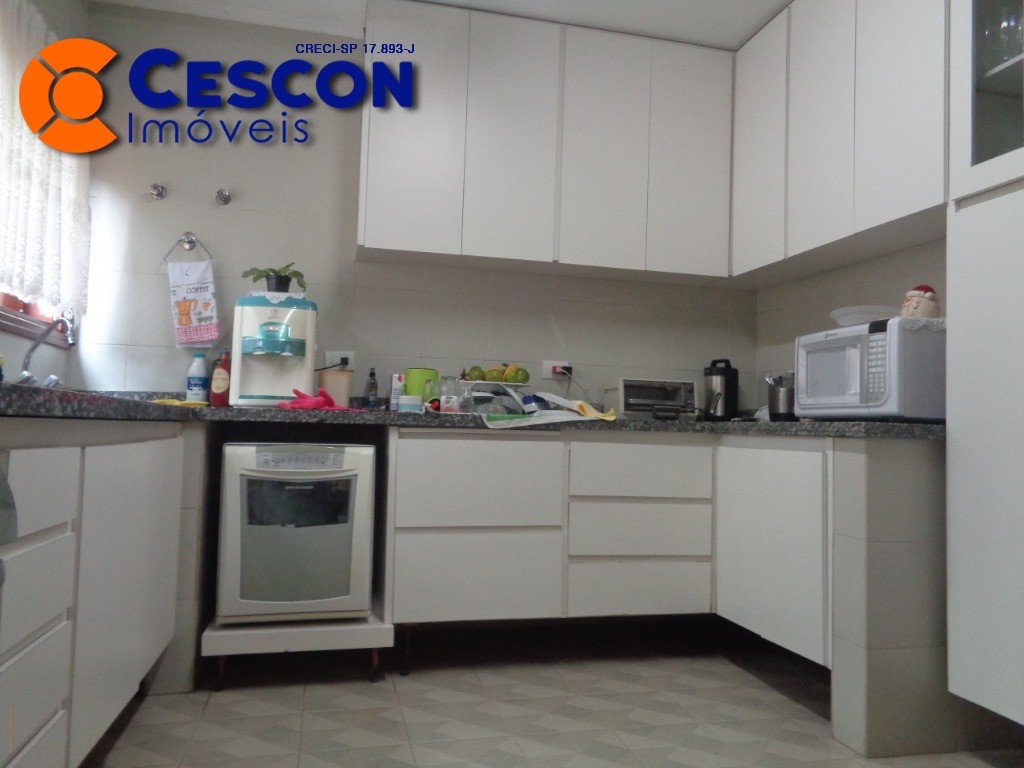 Casa de Condomínio para alugar com 4 quartos, 400m² - Foto 13