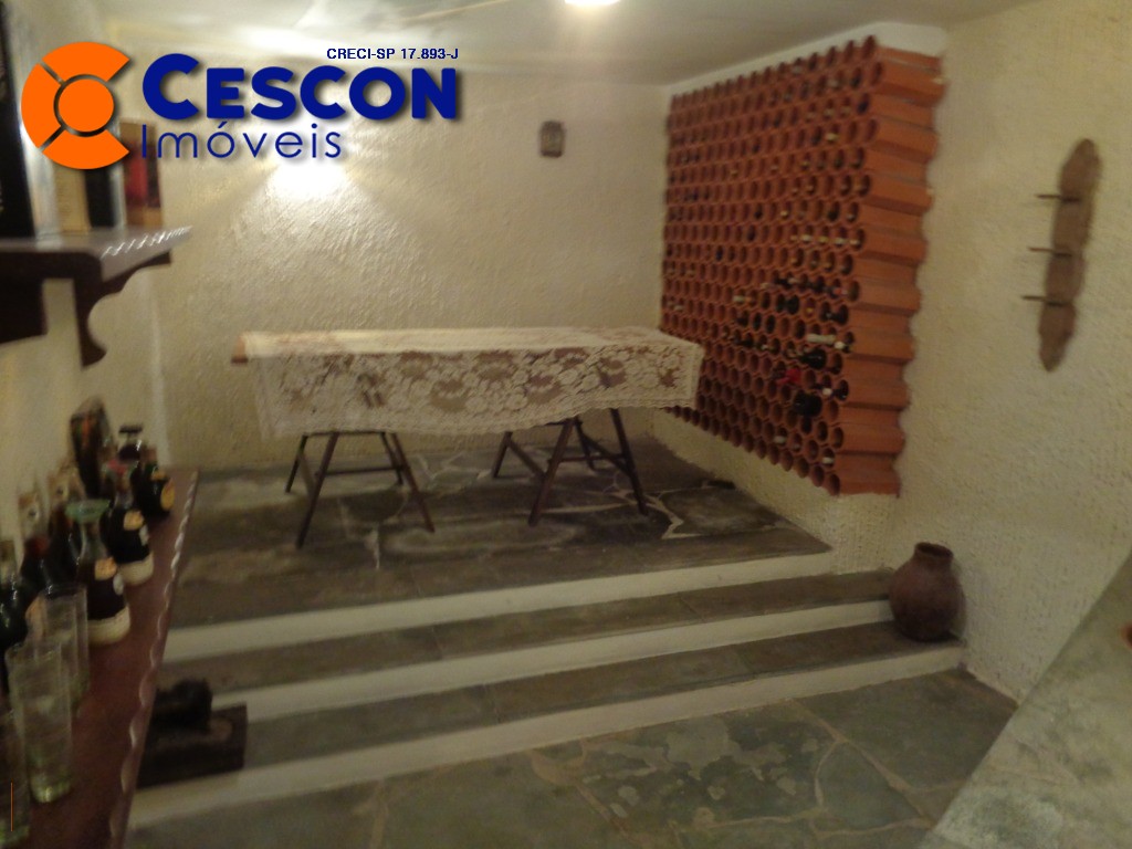 Casa de Condomínio para alugar com 4 quartos, 400m² - Foto 27