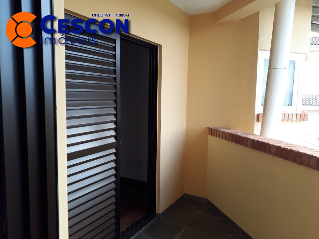 Casa de Condomínio para alugar com 4 quartos, 500m² - Foto 11