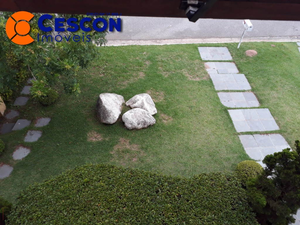 Casa de Condomínio para alugar com 4 quartos, 500m² - Foto 17