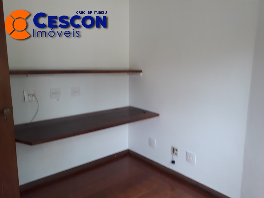 Casa de Condomínio para alugar com 4 quartos, 500m² - Foto 21