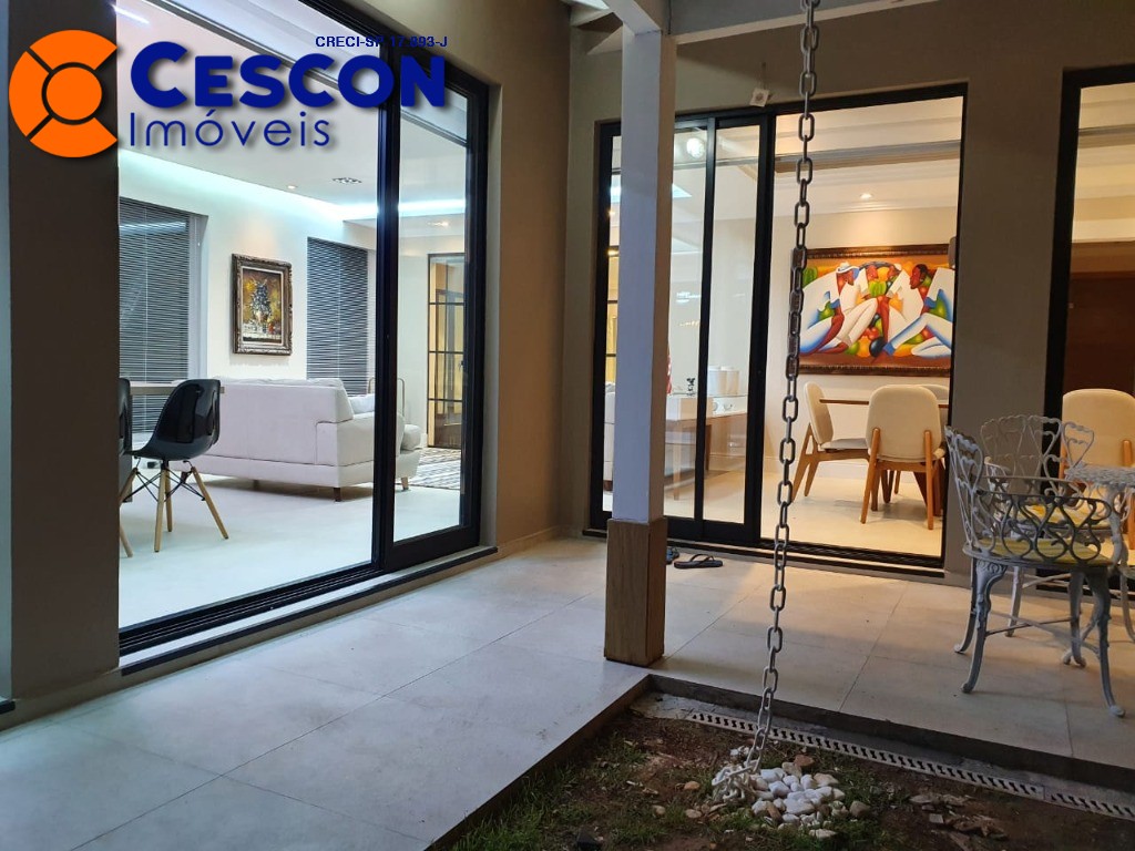 Casa de Condomínio à venda com 4 quartos, 350m² - Foto 38