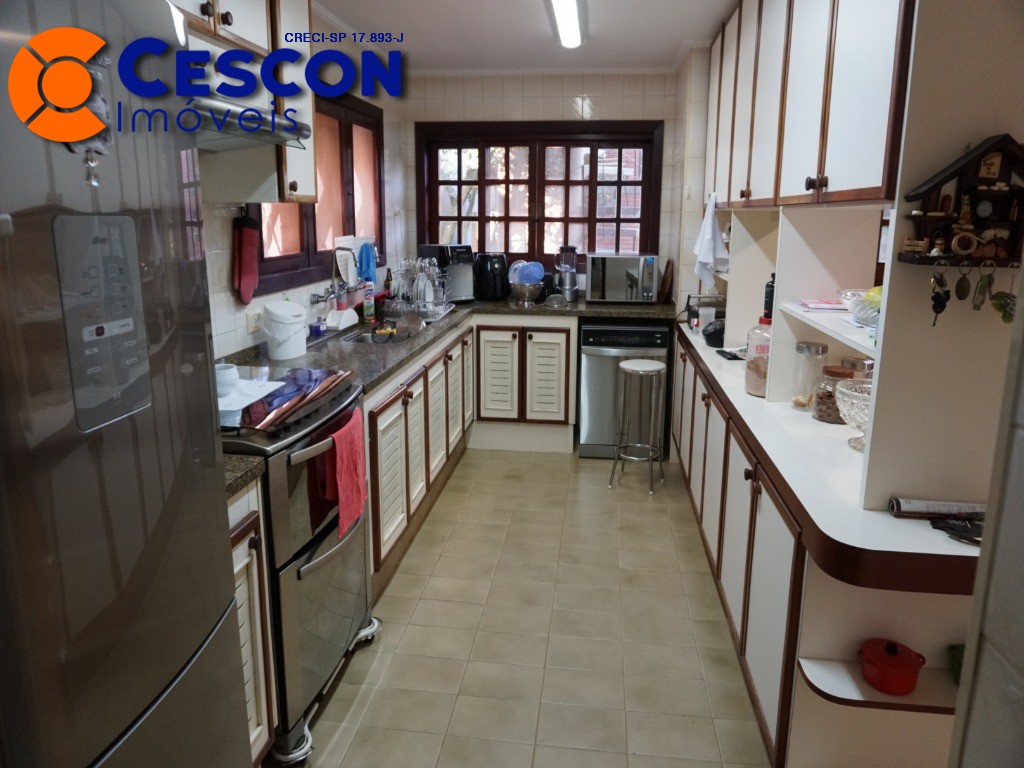 Casa de Condomínio à venda com 4 quartos, 650m² - Foto 31