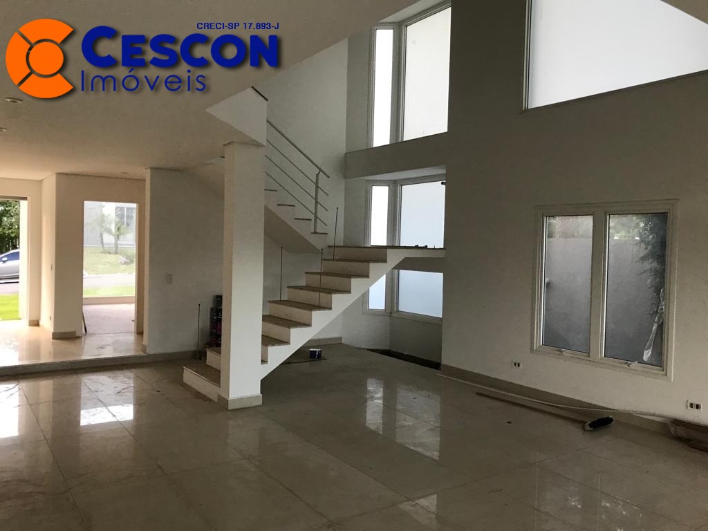 Casa de Condomínio à venda com 4 quartos, 407m² - Foto 3