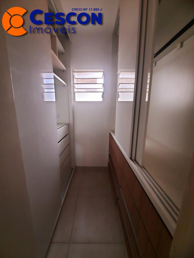 Casa de Condomínio para alugar com 4 quartos, 300m² - Foto 19