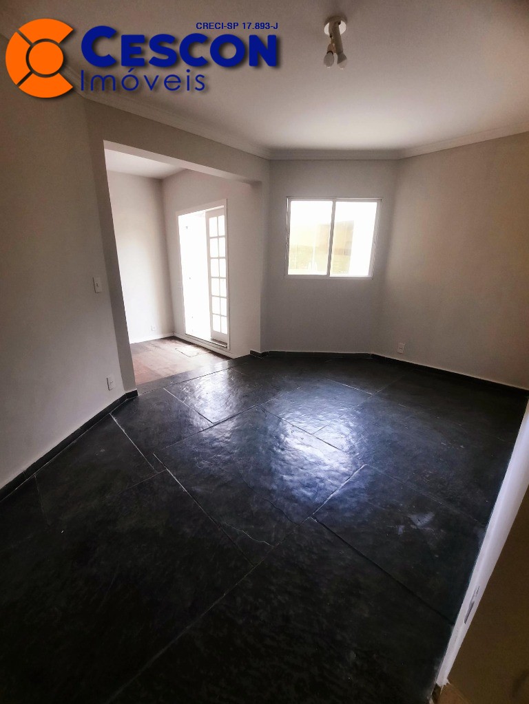 Casa de Condomínio para alugar com 4 quartos, 300m² - Foto 15