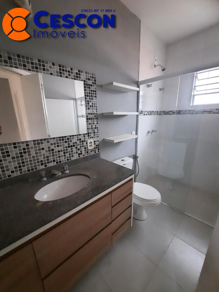 Casa de Condomínio para alugar com 4 quartos, 300m² - Foto 20