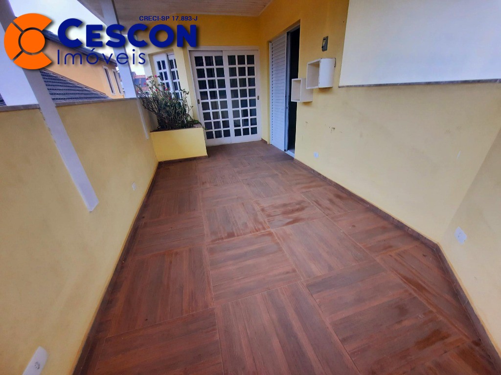 Casa de Condomínio para alugar com 4 quartos, 300m² - Foto 18