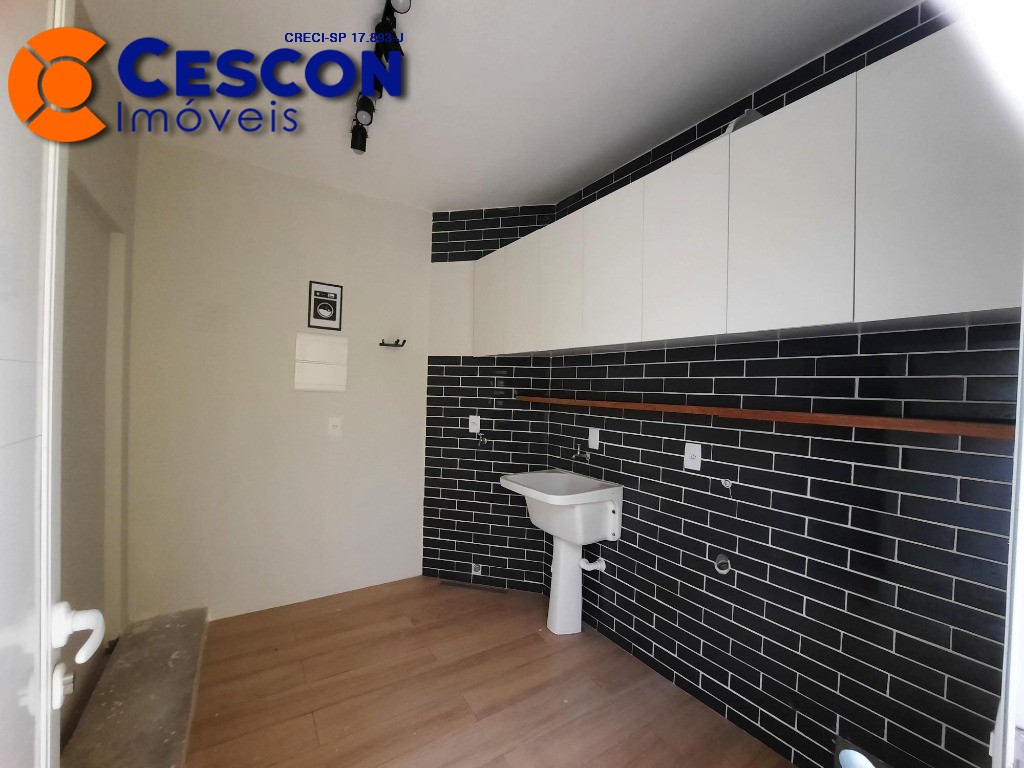 Casa de Condomínio para alugar com 4 quartos, 300m² - Foto 9