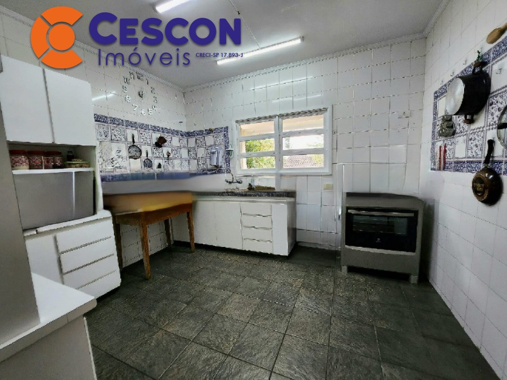 Casa de Condomínio à venda com 3 quartos, 400m² - Foto 18