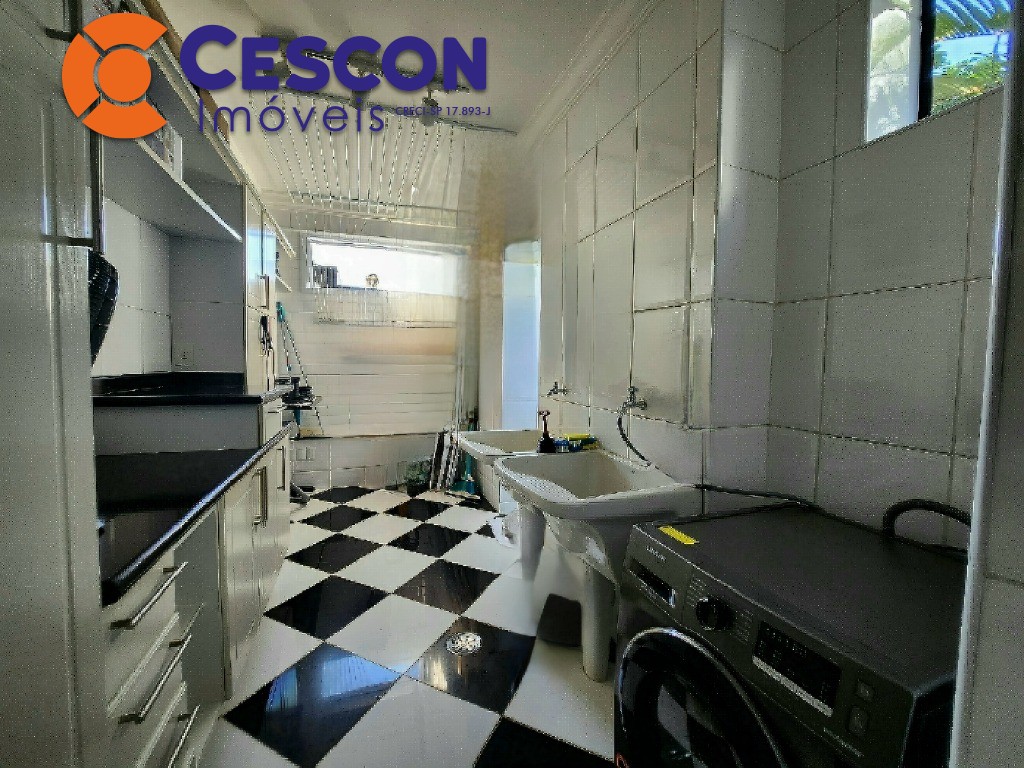 Casa de Condomínio à venda com 5 quartos, 390m² - Foto 24