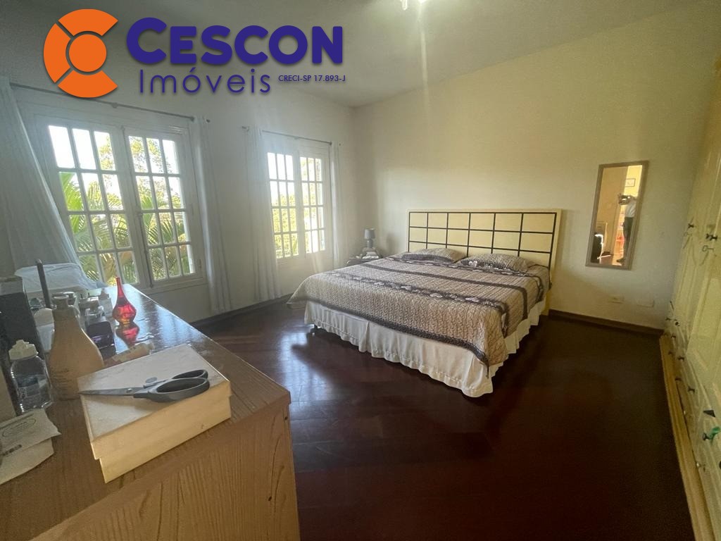 Casa de Condomínio à venda com 3 quartos, 400m² - Foto 9